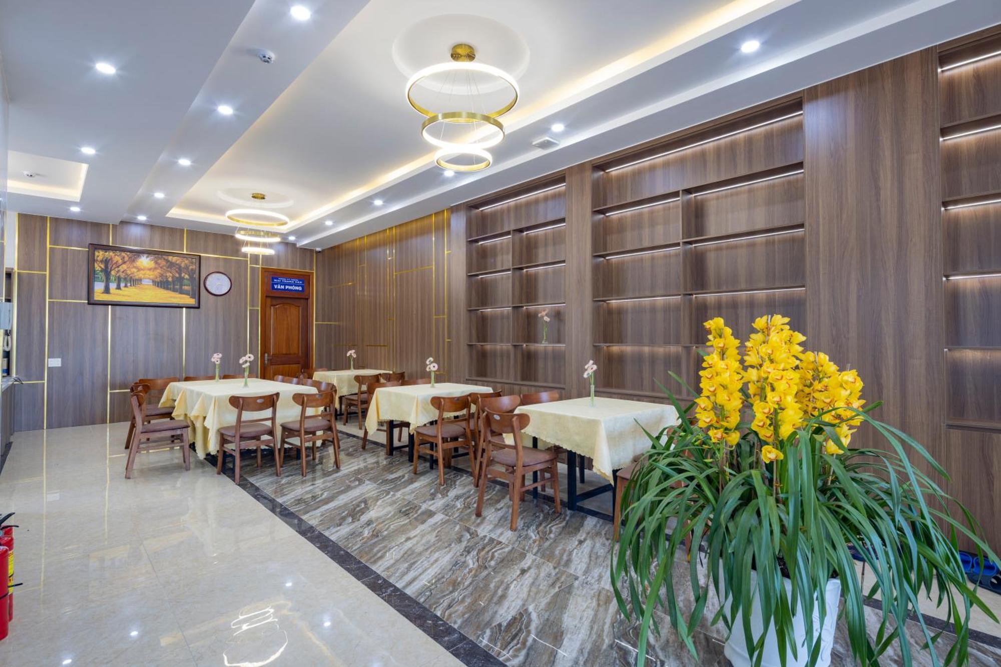 Romance Hotel Dalat Екстериор снимка