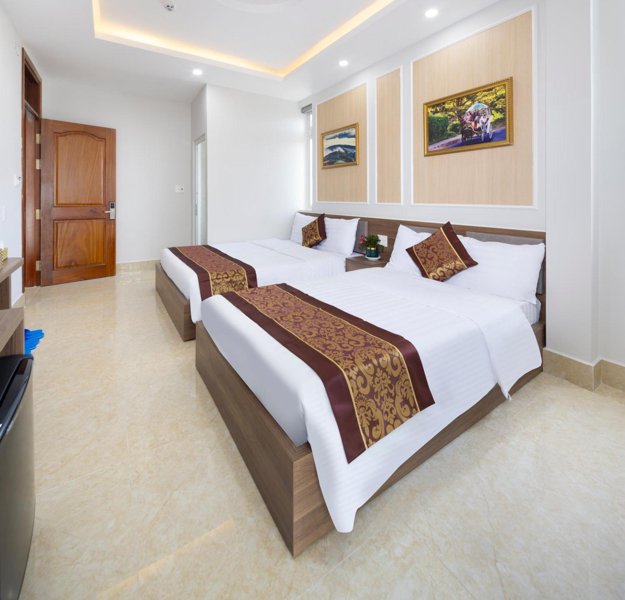 Romance Hotel Dalat Екстериор снимка